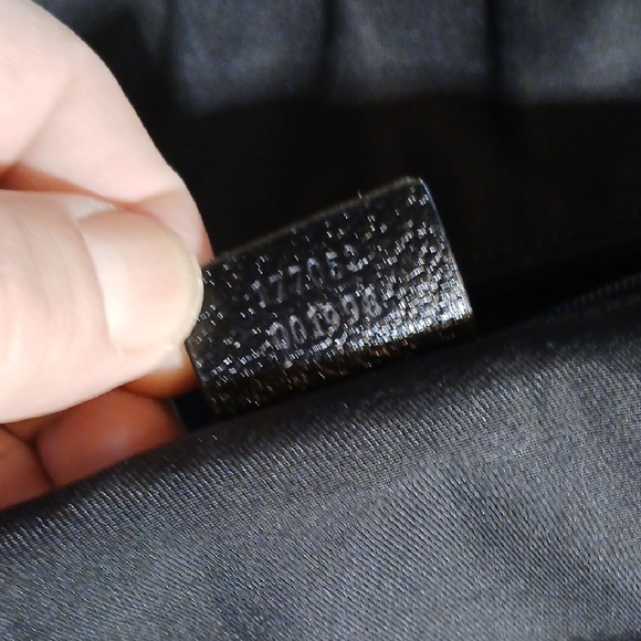 Gucci Black Monogram Handbag - Picture 12 of 16